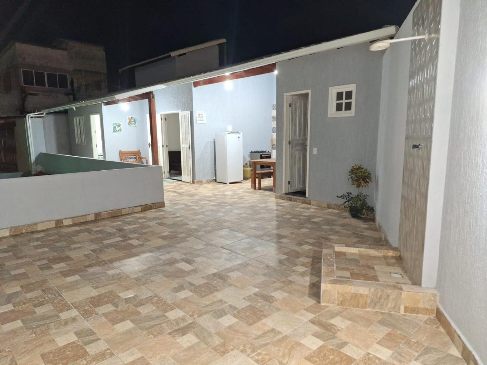 Casa Em *