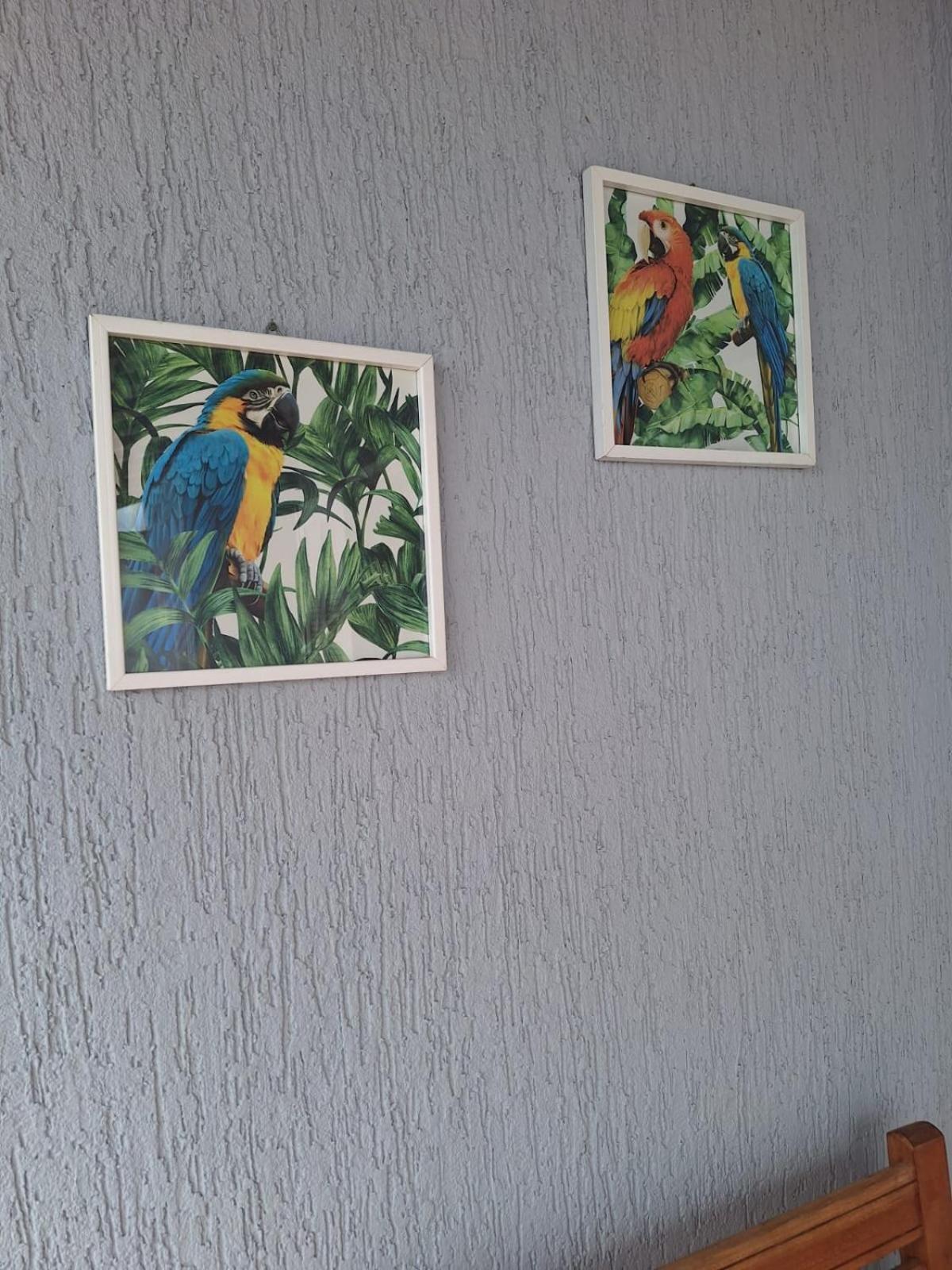 Casa Em *